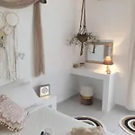 Sagma 4* Perissa (Santorini)