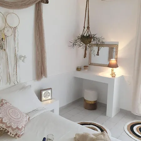 Sagma With Pool 4* Perissa (Santorini)
