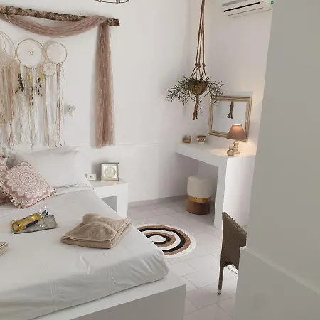 Sagma Lejlighedshotel Perissa (Santorini)