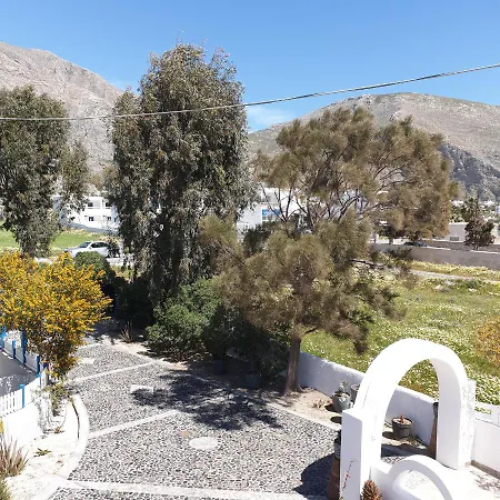 Sagma 4* Perissa (Santorini)